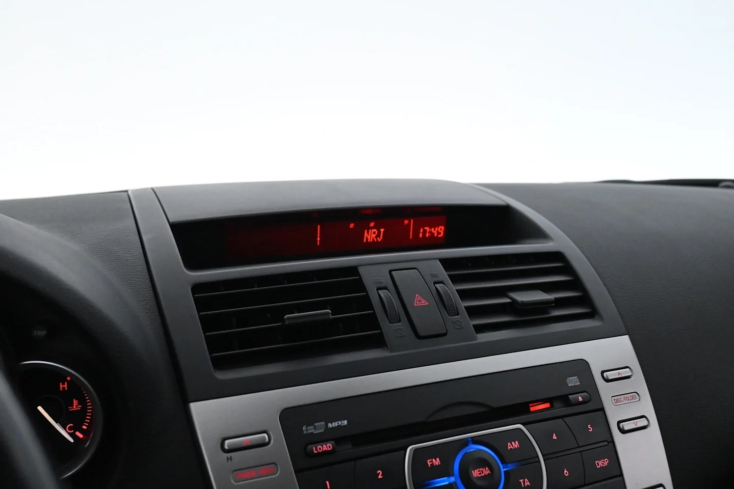 Car Image - 2fDMDo0DqeUfq2lViGBzrX
