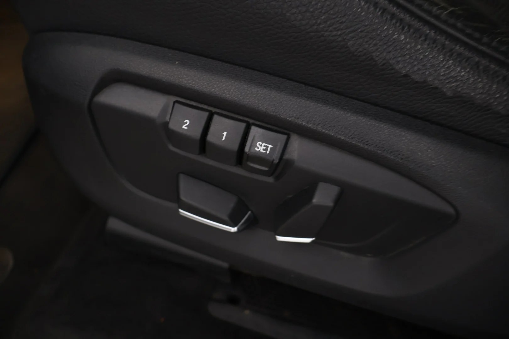 Car Image - 1UegjfekrlzQwg7t4uHsZh