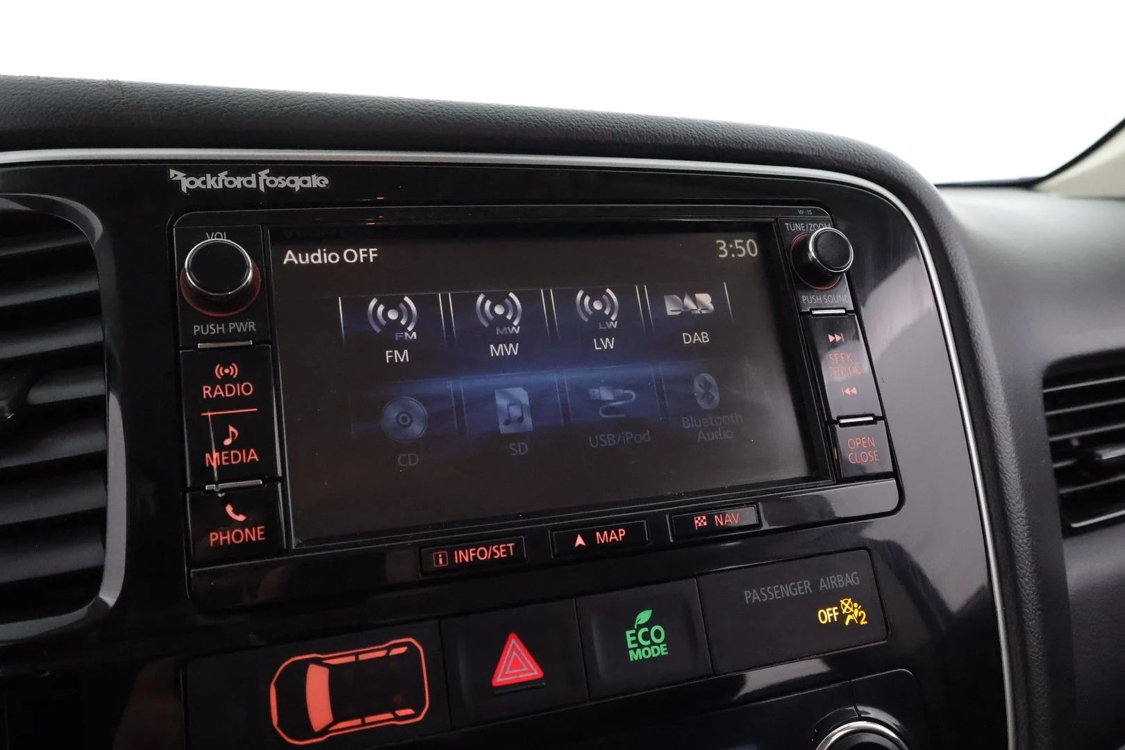 Car Image - 4Ym8lT3vHlbhAoj3nLgusf