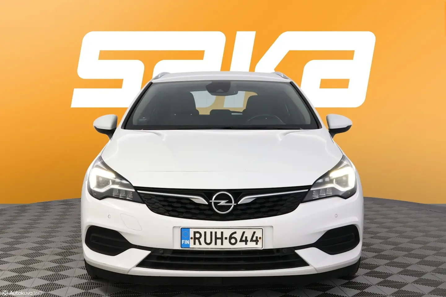 Car Image - 4e2V9XNGk8qTuFoMZzAnIM