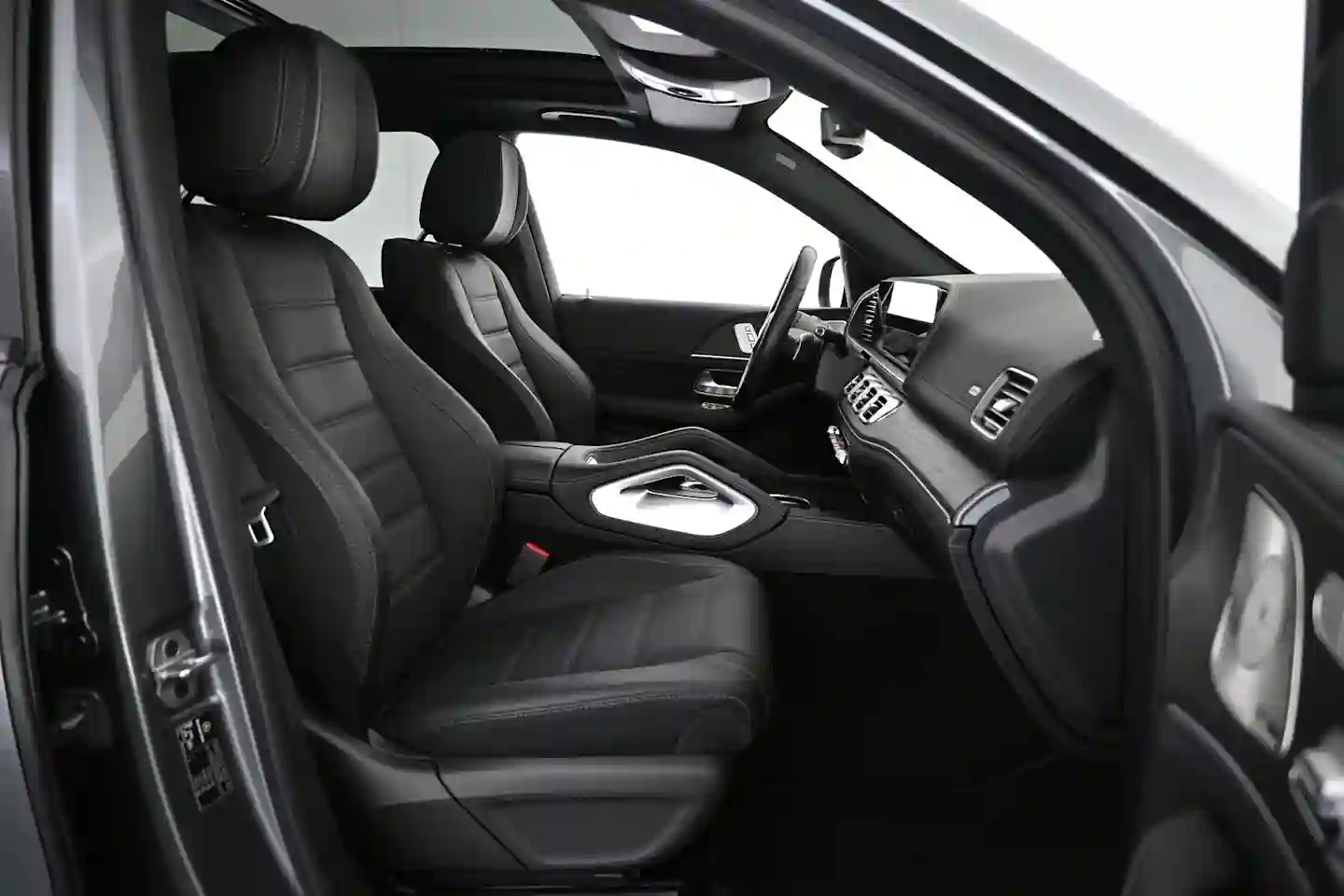 Car Image - 3FqkHhdu4wVBHV0i10a7ec