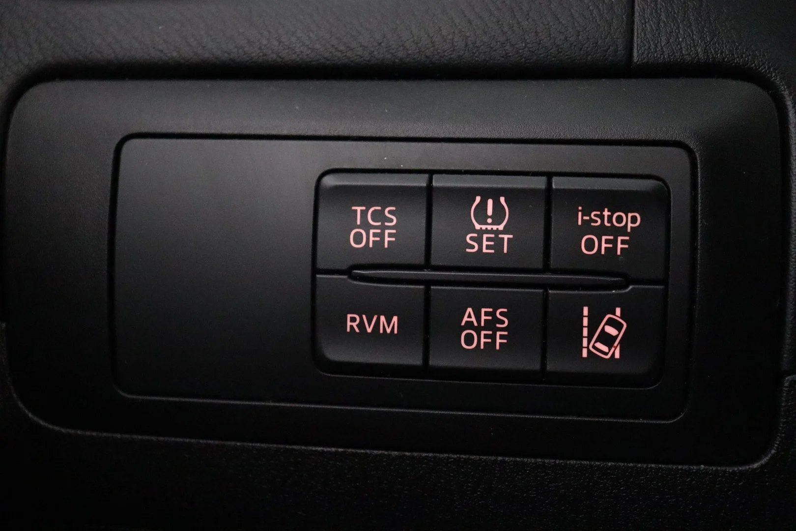 Car Image - 2f9E4gypmXVGtyuYMIAChY