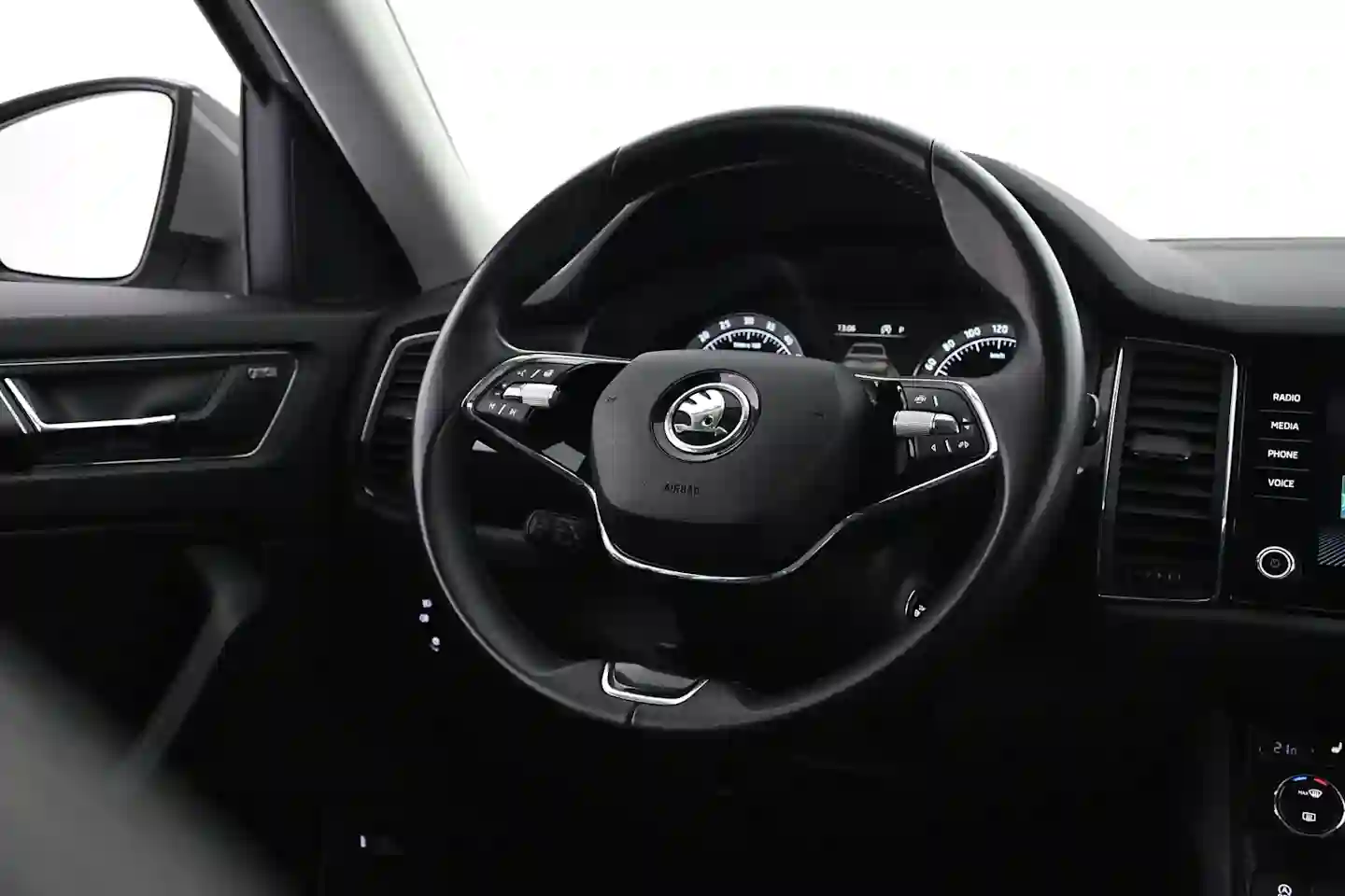 Car Image - 43jbylorwvF4qSghF8emRC