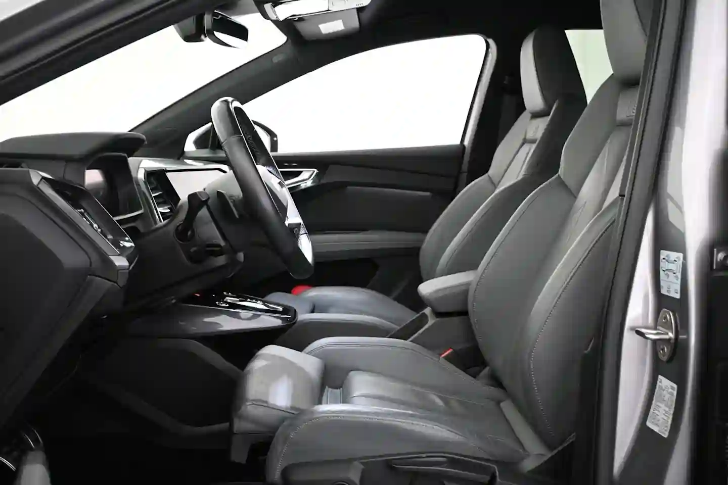 Car Image - 47IPxjhYlf2TYRhbNjfh7q