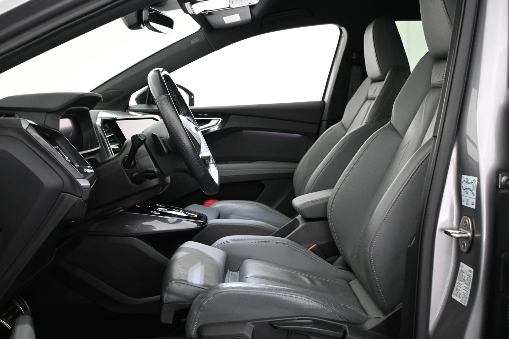 Car Image - 47IPxjhYlf2TYRhbNjfh7q