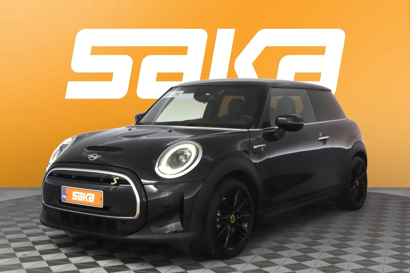 Car Image - 7n0kUmaQM71VImx64YKxsO