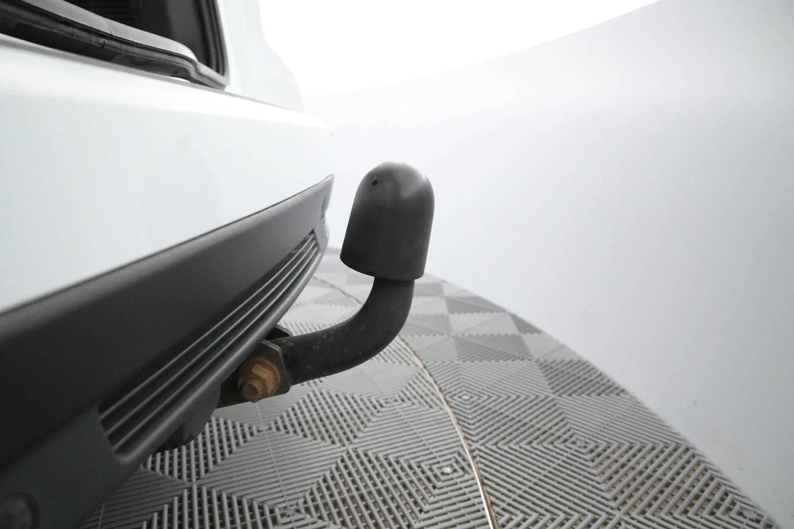 Car Image - 6unxdXgFVHVSdiFE5FDdz5