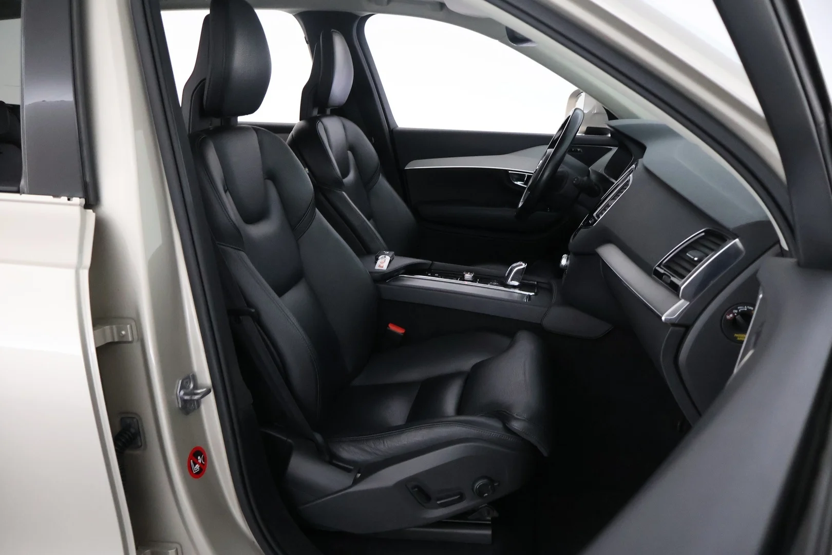 Car Image - 1MHTd4aLh0gw8NZjdUV26r