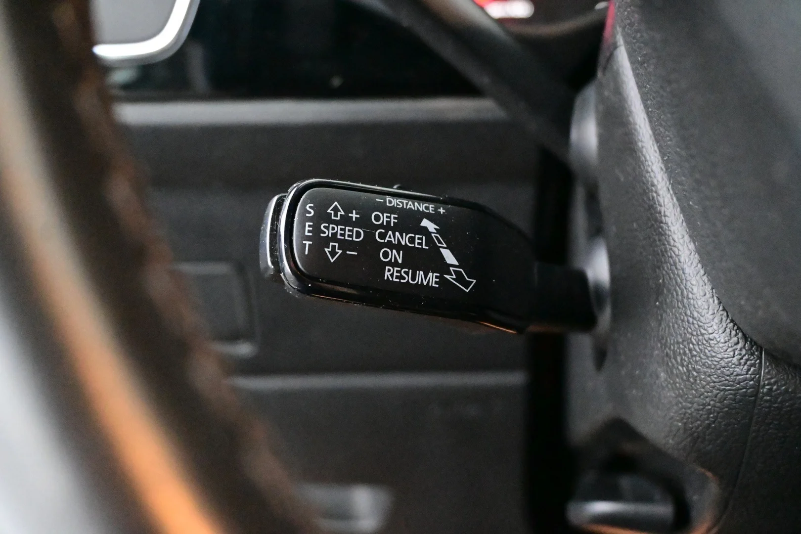 Car Image - JXXDgwWVhxrXqtBEXmkAt