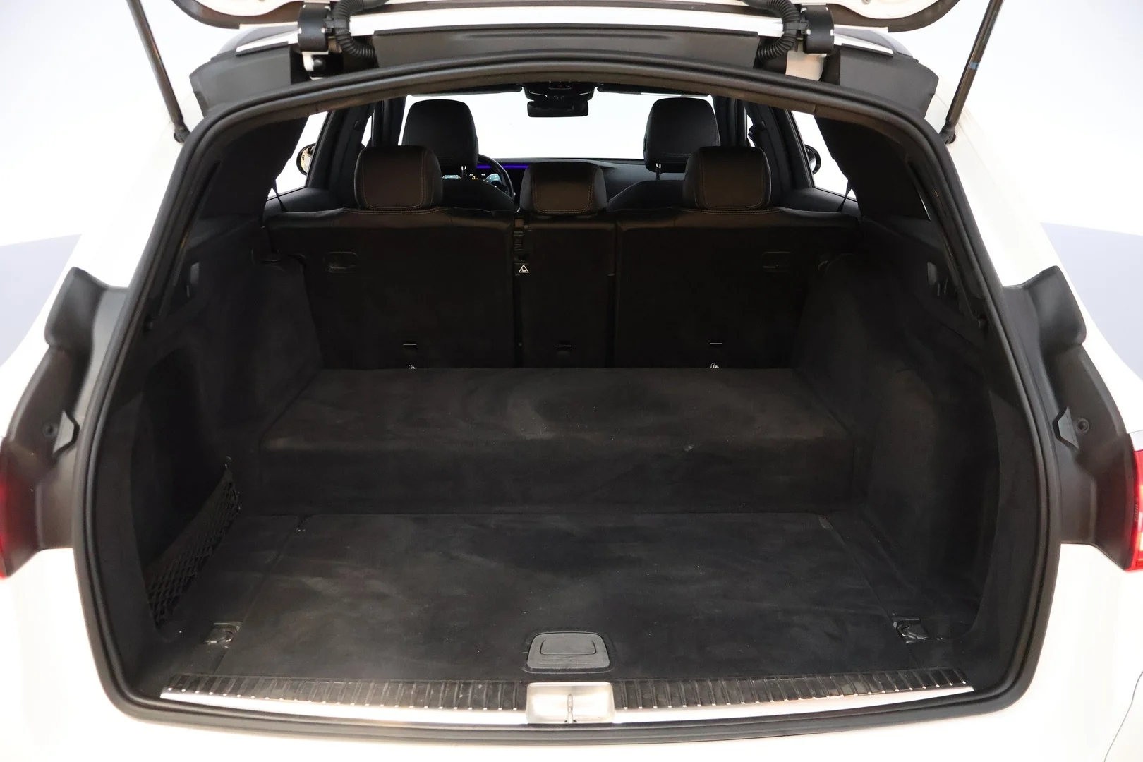 Car Image - 5H331shrfcWo0ze9Ng9SiW