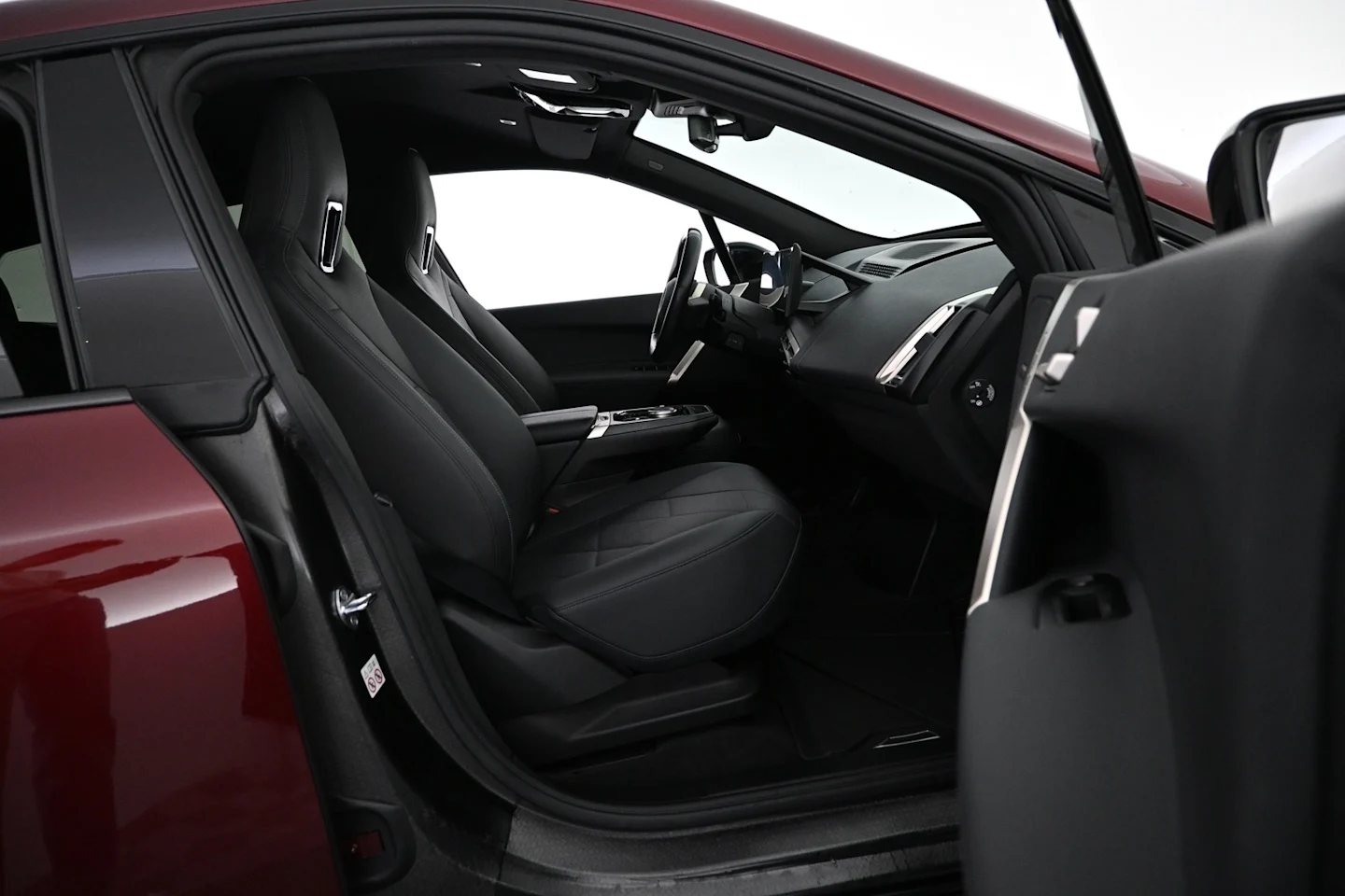 Car Image - 4OgSVNGUK6570mB9iSJx8p
