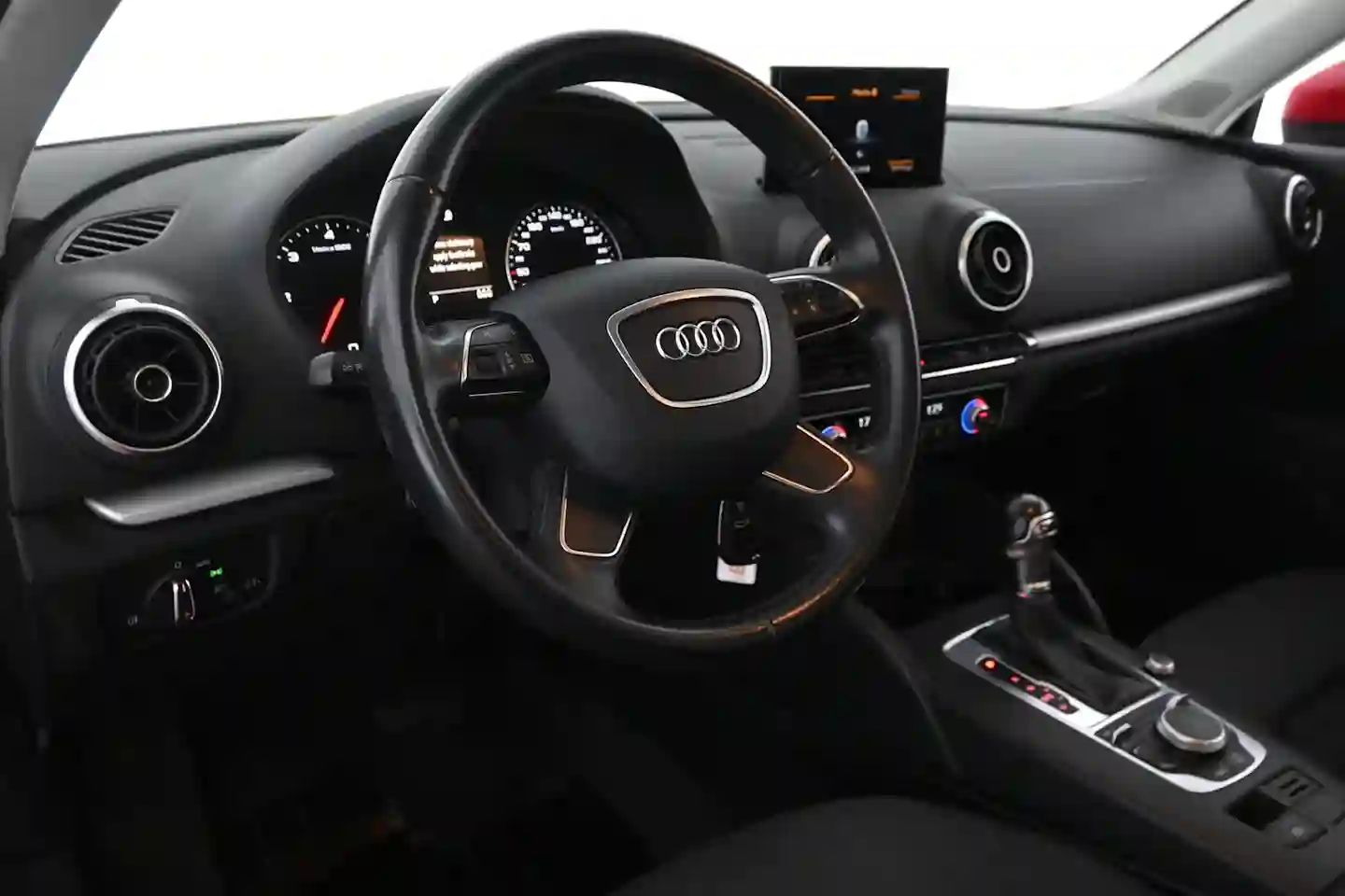 Car Image - 4evnhuysE2hLjY3RLl7IzG