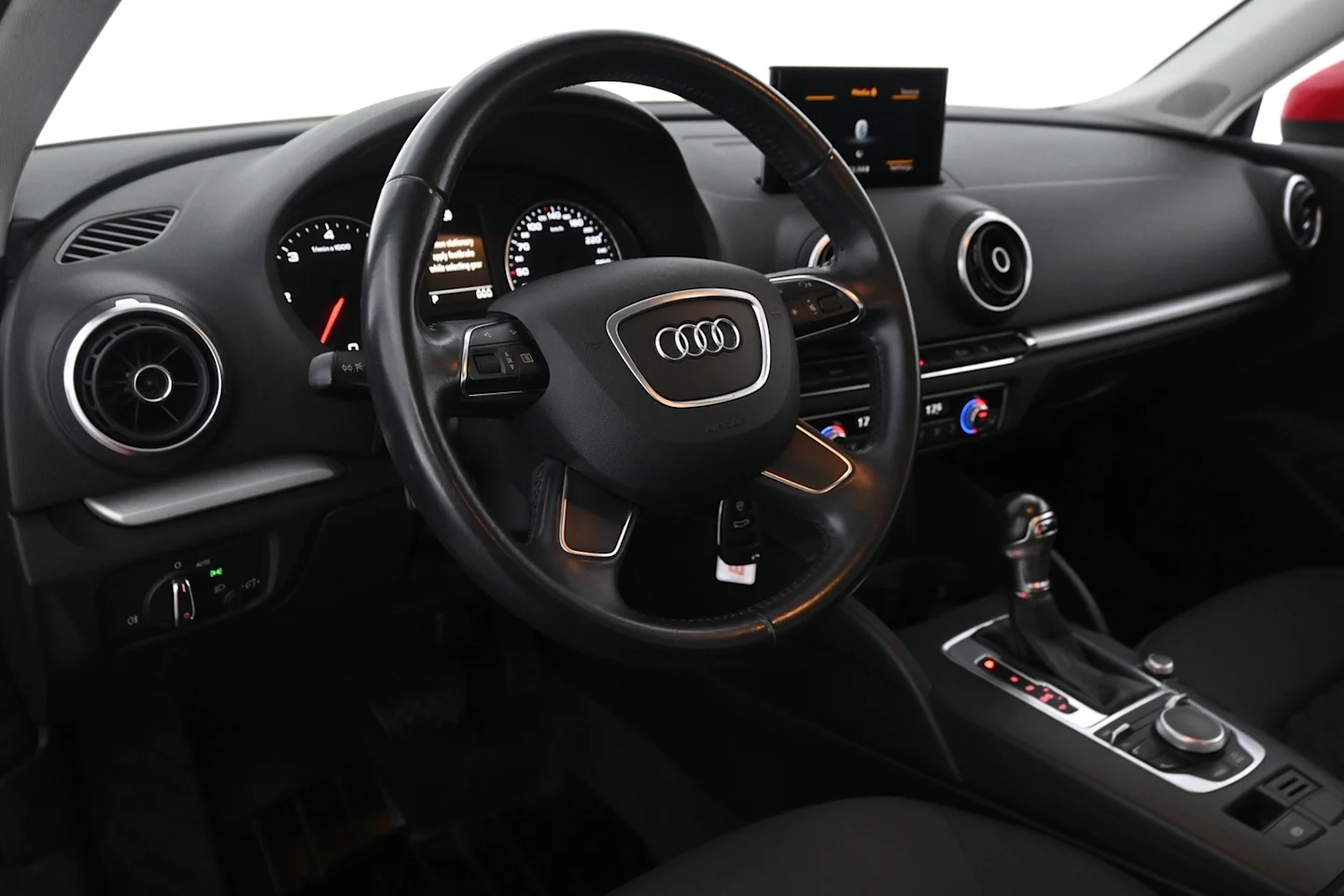 Car Image - 4evnhuysE2hLjY3RLl7IzG