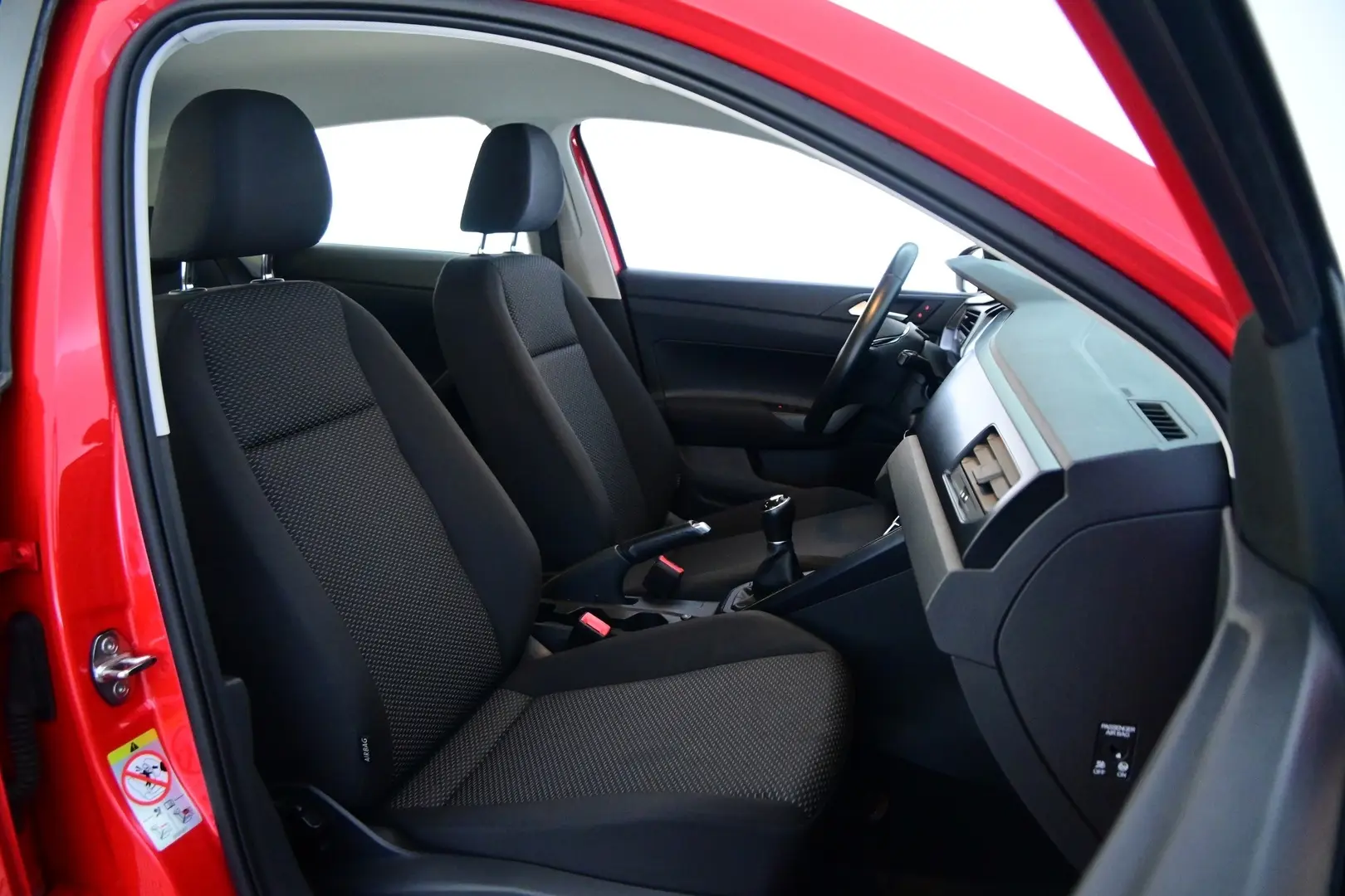 Car Image - 7lINzQMIFpDr0BjvZFV4lR