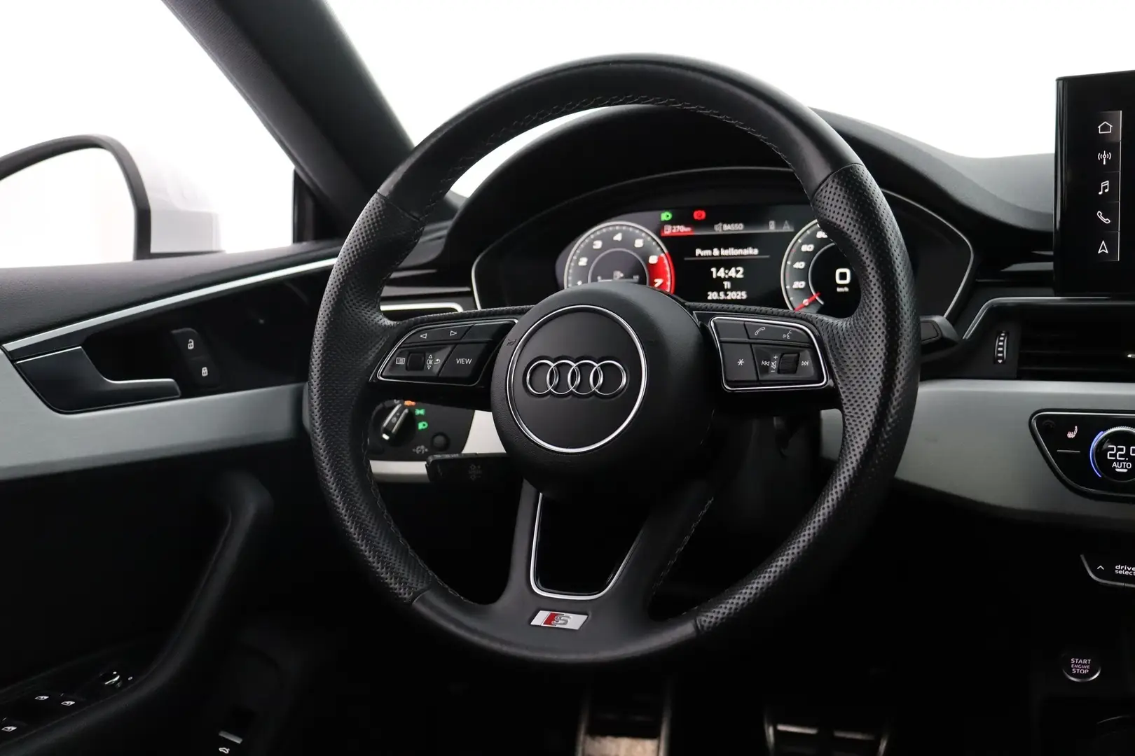 Car Image - 6m4IJN7eb8D6ebcQrba69Q