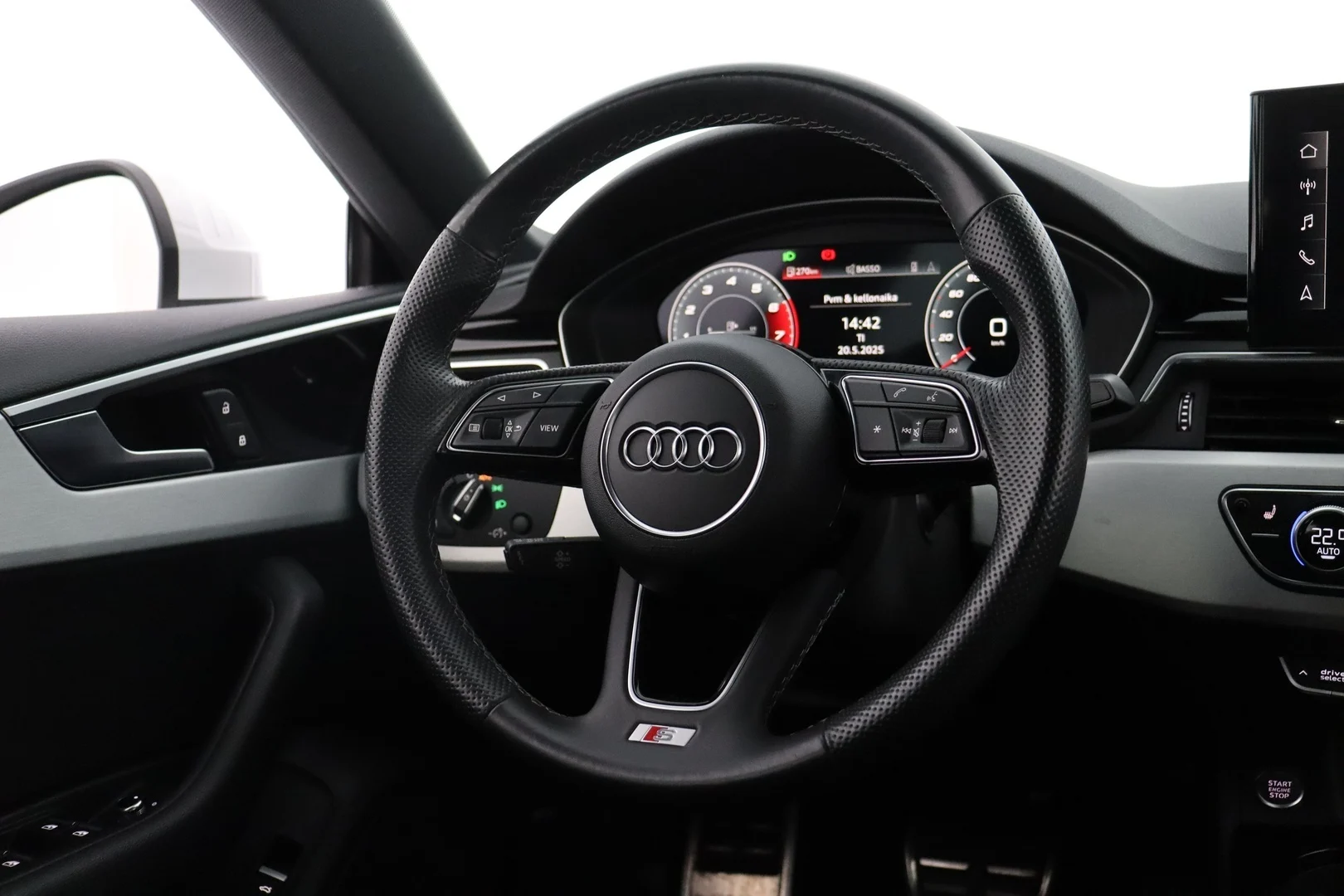Car Image - 6m4IJN7eb8D6ebcQrba69Q