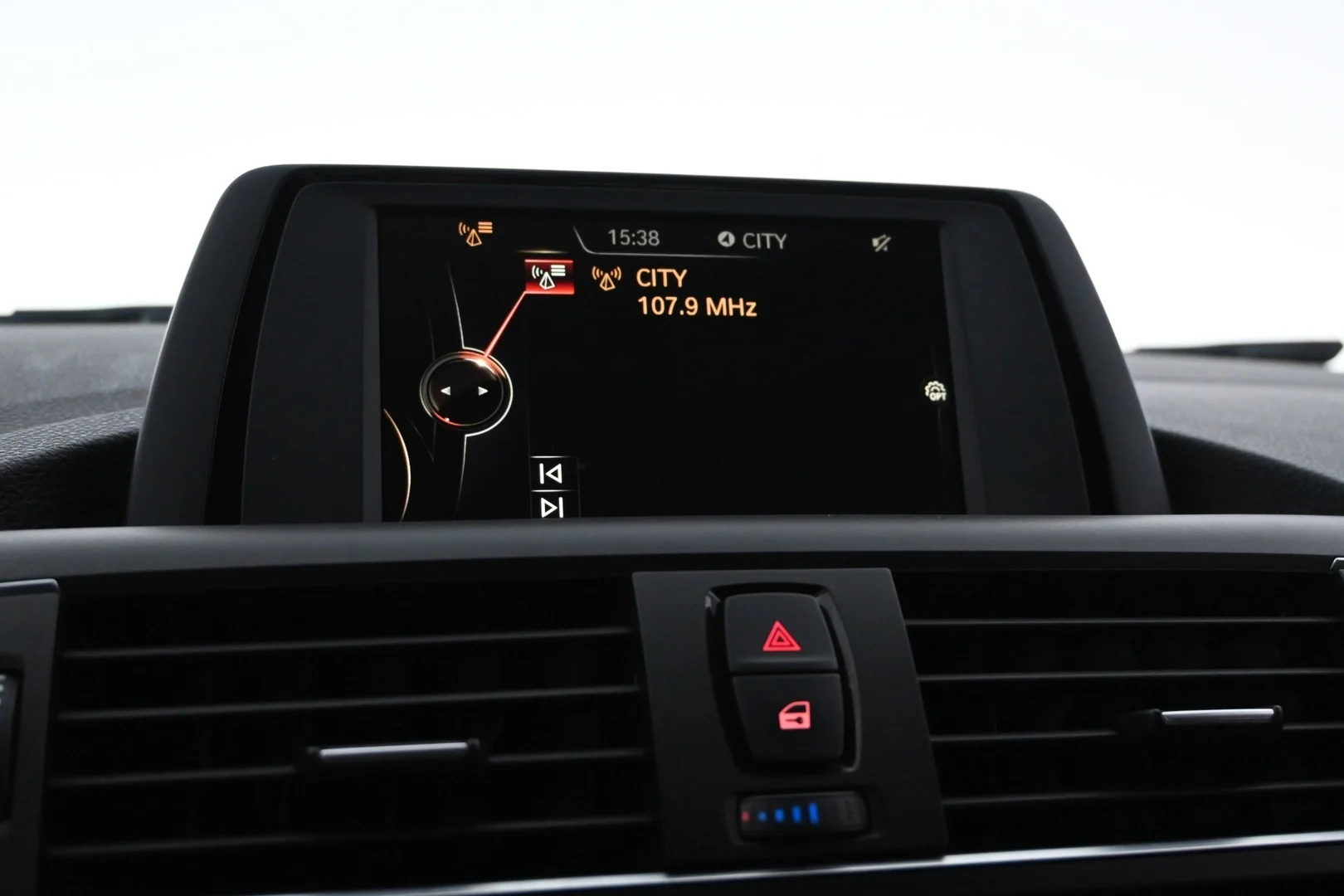 Car Image - 347nkZiS0XDBbC9dEZnVOP