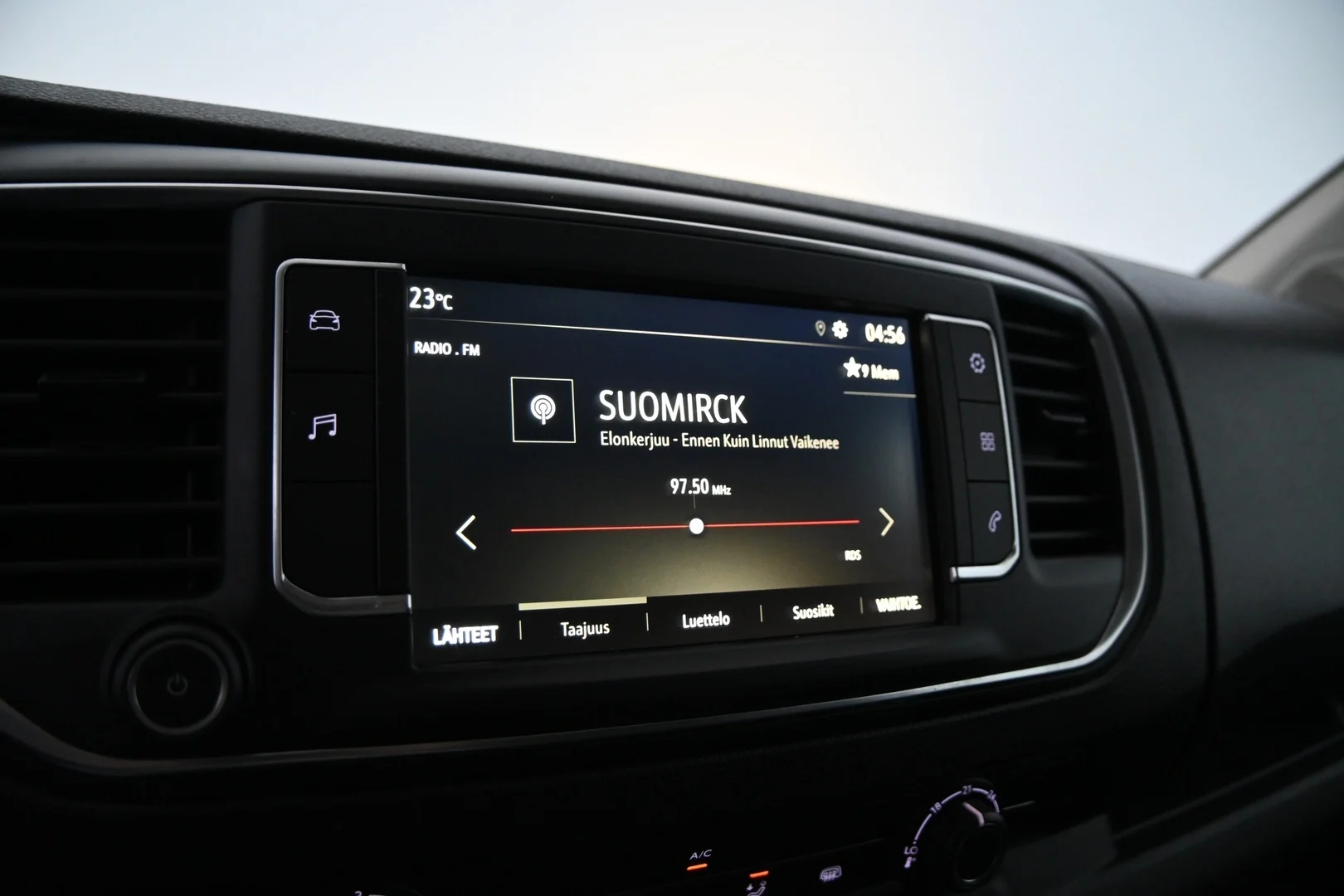 Car Image - 4U1l3pgZdNzFSsozPAQe1h