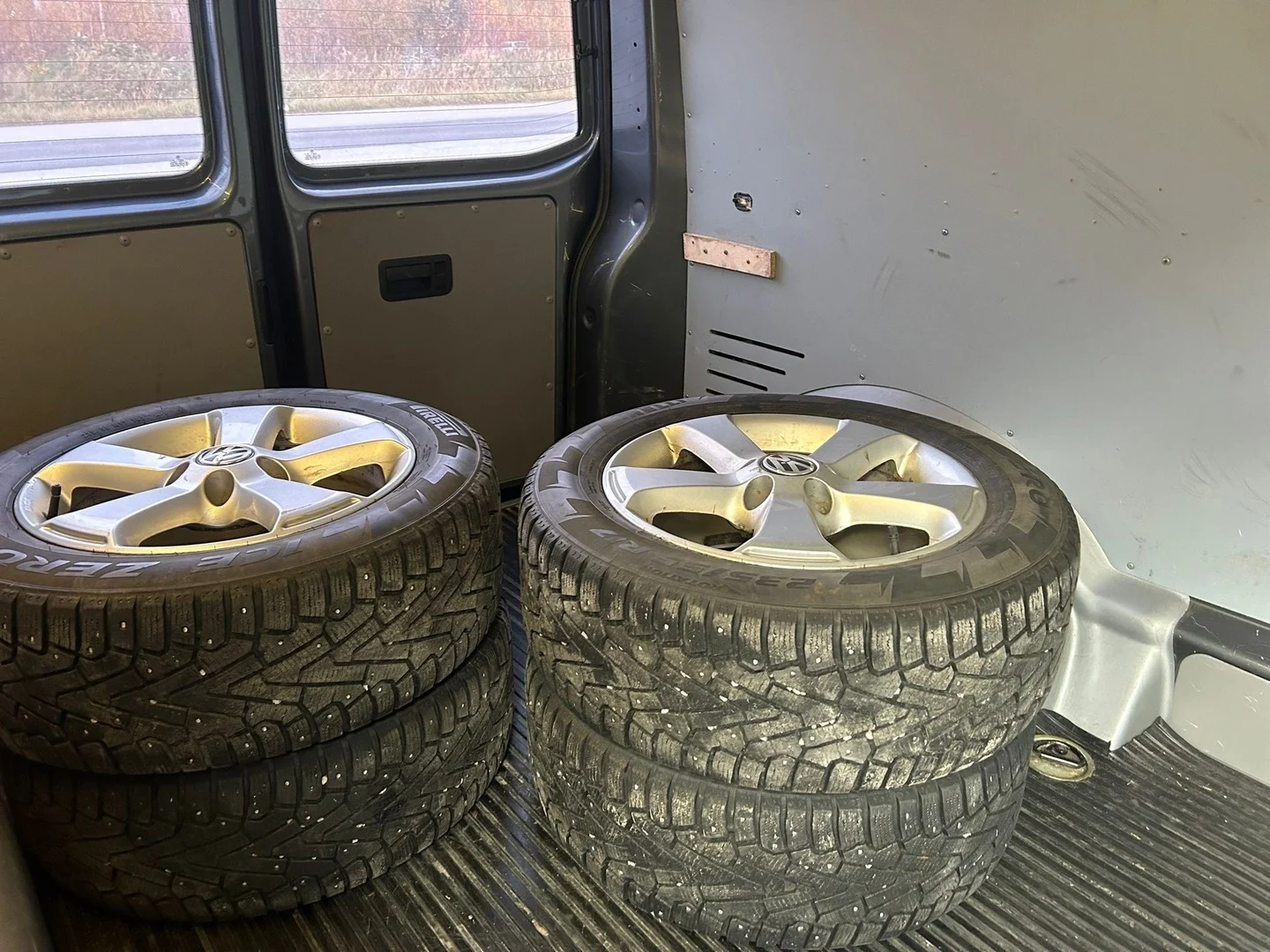 Car Image - 5wk2f1PXGeOmOBcpVP2tdH