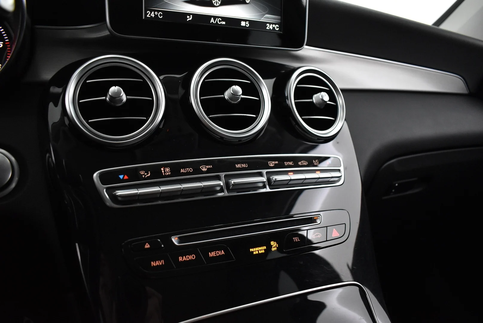 Car Image - 15VFgCm53a0Q9h3qtZnmO6