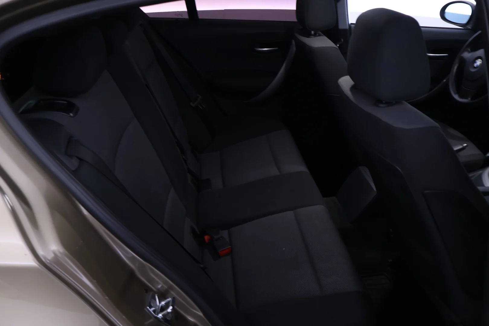 Car Image - 1GCkiONAnqPOhX88luRzhb
