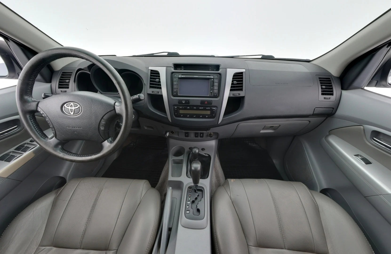 Car Image - 42KtSCfyKlmpkZ8XDsW161