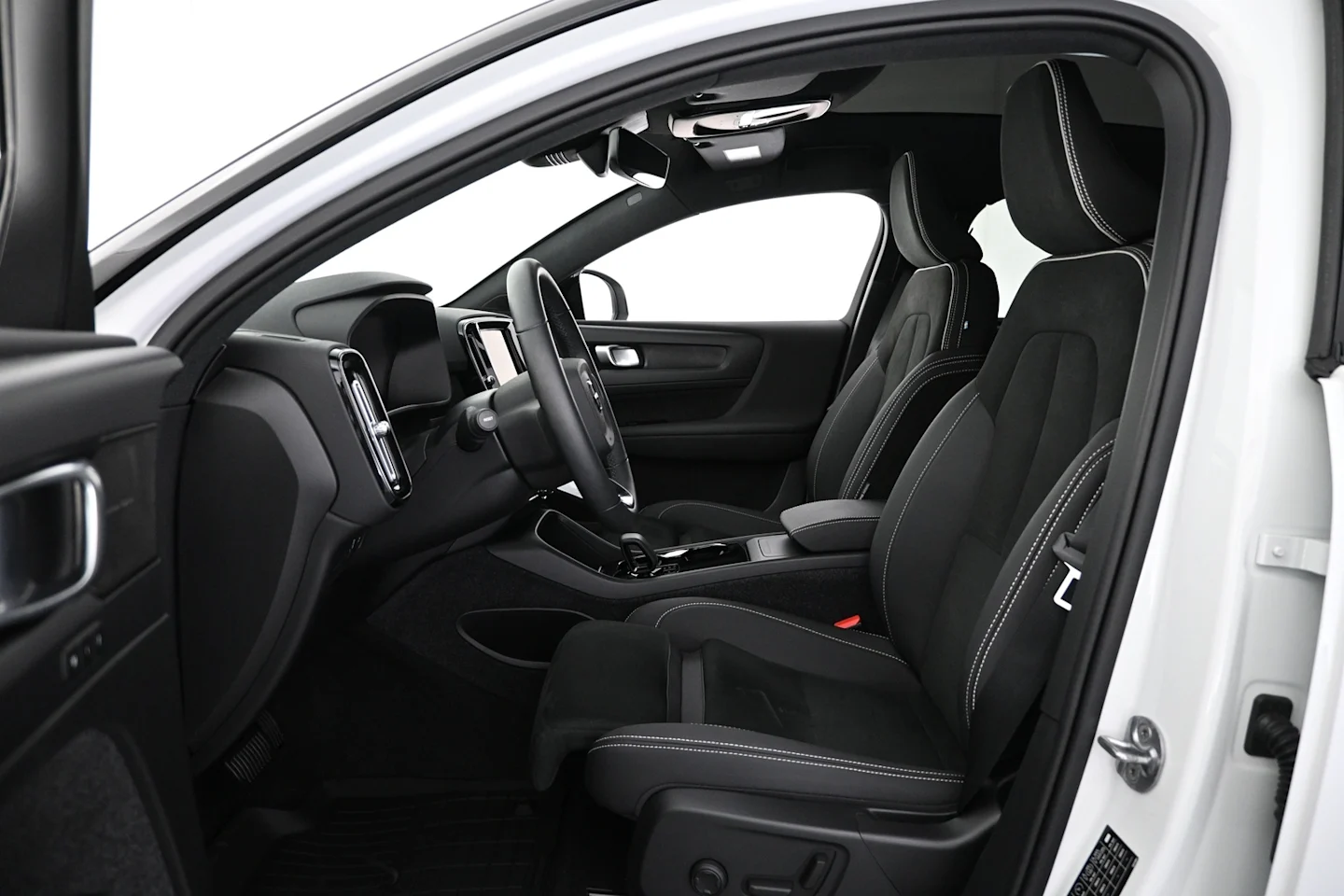 Car Image - 6UKbuzITK4E8LCB9dkqlAw