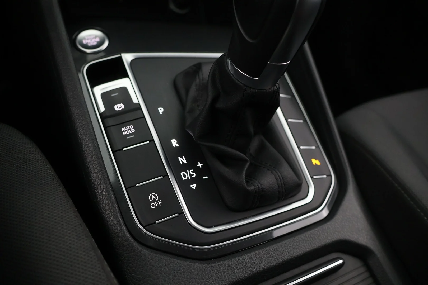 Car Image - 2VXFXxRnXcPXoKBd0HSHp1
