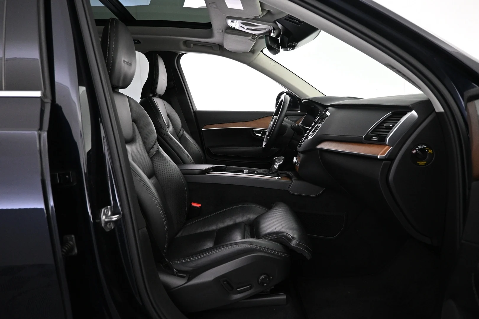 Car Image - 27VyZ0FfD9hi2jwdokWIxw