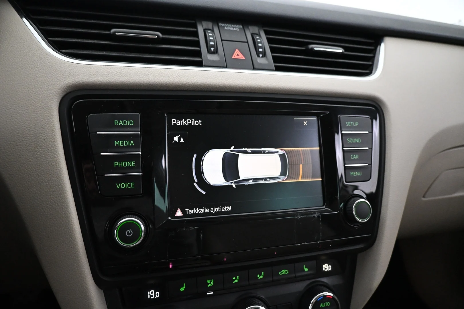 Car Image - 6b0HZQrni6q5JC9lMs8Y4z