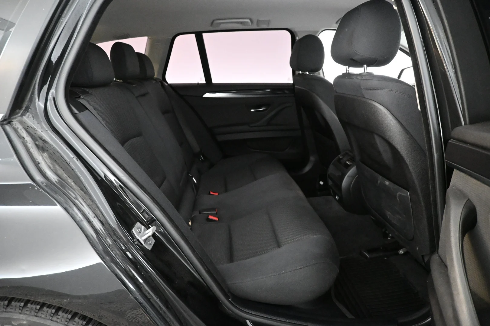 Car Image - 2iCYqVT1Ztpr4IeptAMqD6