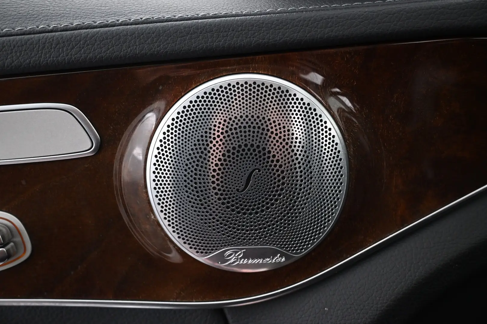 Car Image - 3kfjl9UGfJVYrH43SYrWDH
