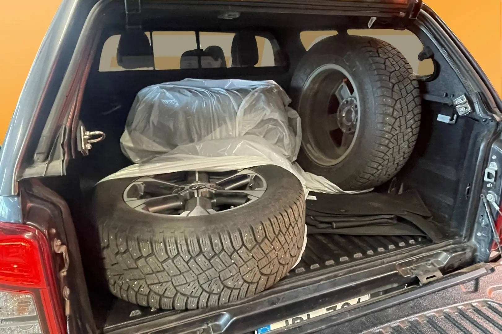 Car Image - 48XCJ5aXQrvm38ugHYwuGc