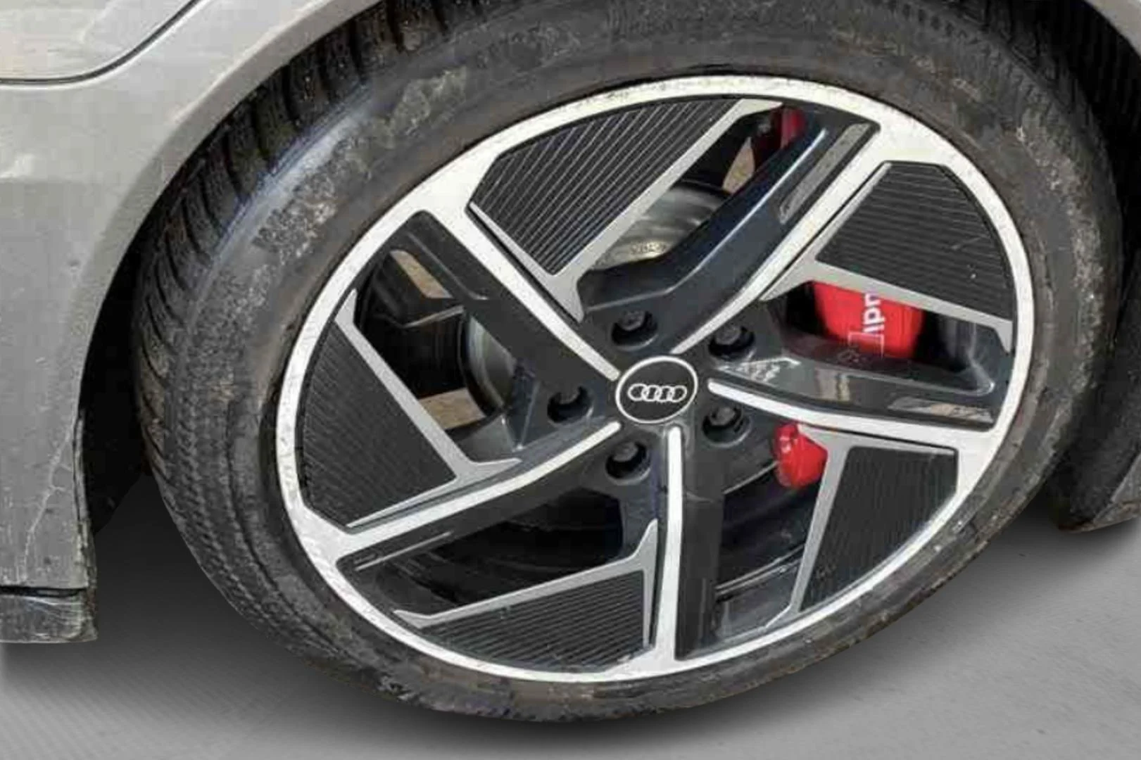 Car Image - 7ICyMisXoTqMGCySJEBYFF