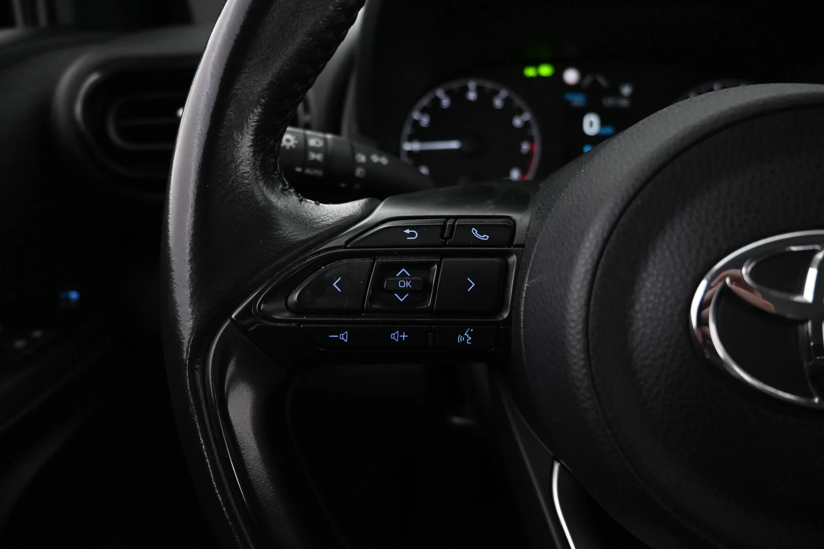 Car Image - 3nWIcwpuB5KB6fUOz0n6Ay