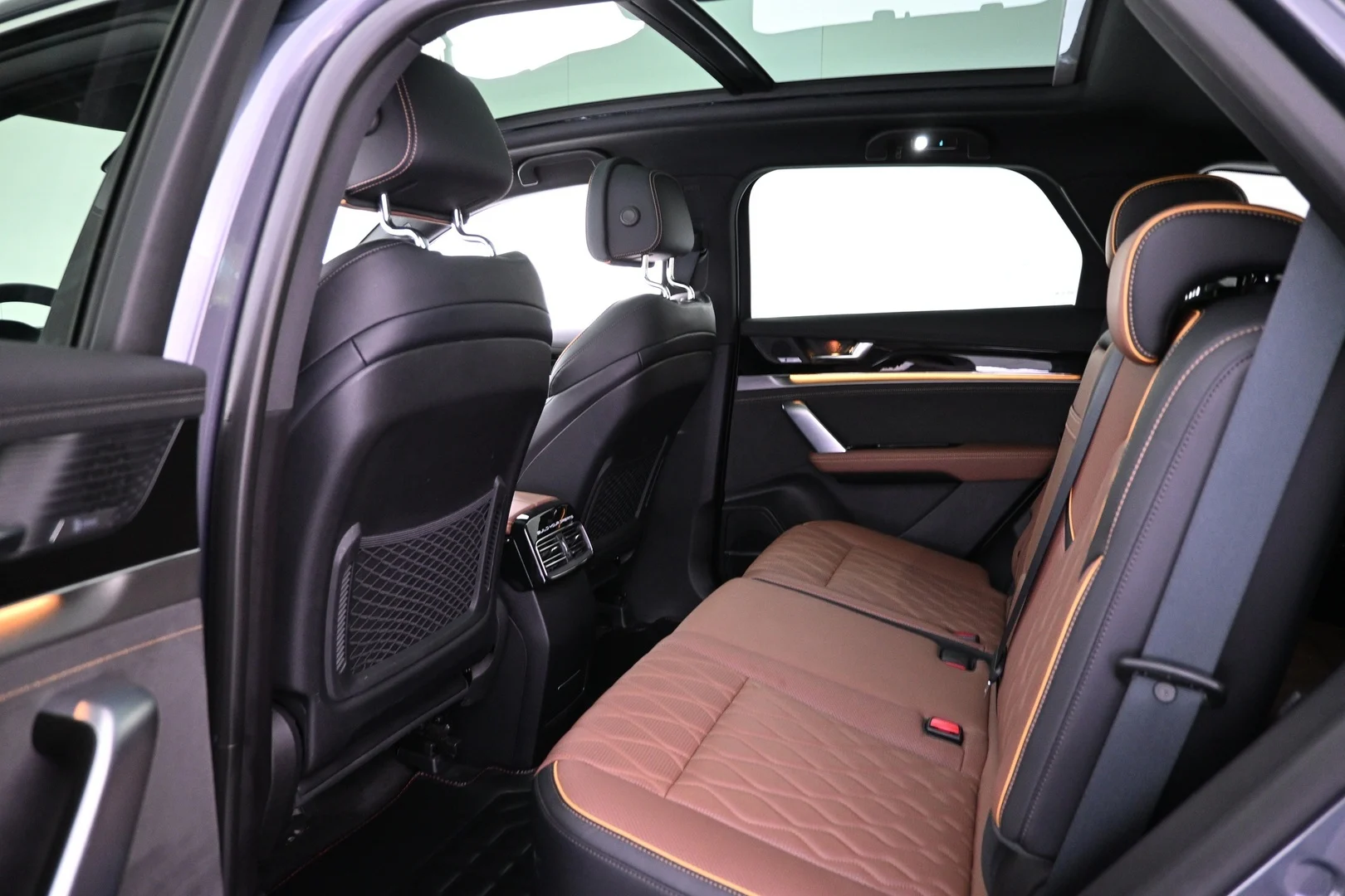Car Image - 5Df6bEQ2FTV7ZsdqO6vlHz