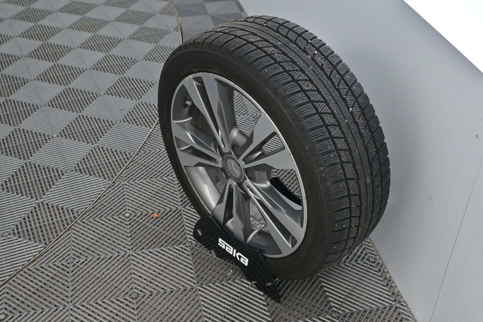 Car Image - 4UhoDgfqDD7OAkfyEvG5vn