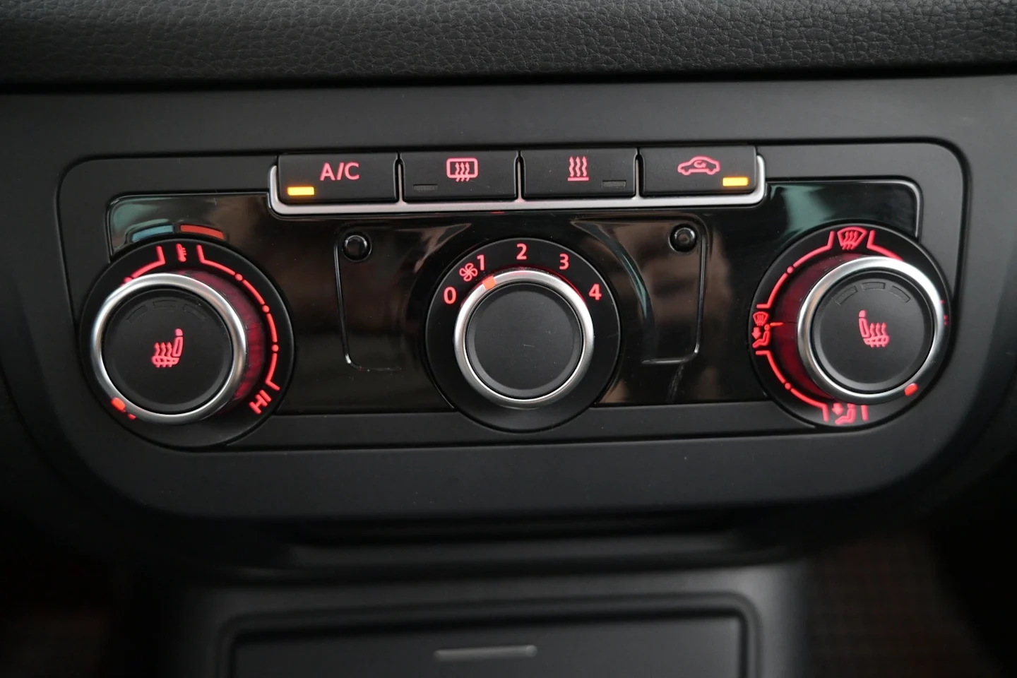 Car Image - 6I2hbpLMAWjQjxMWZDIC42