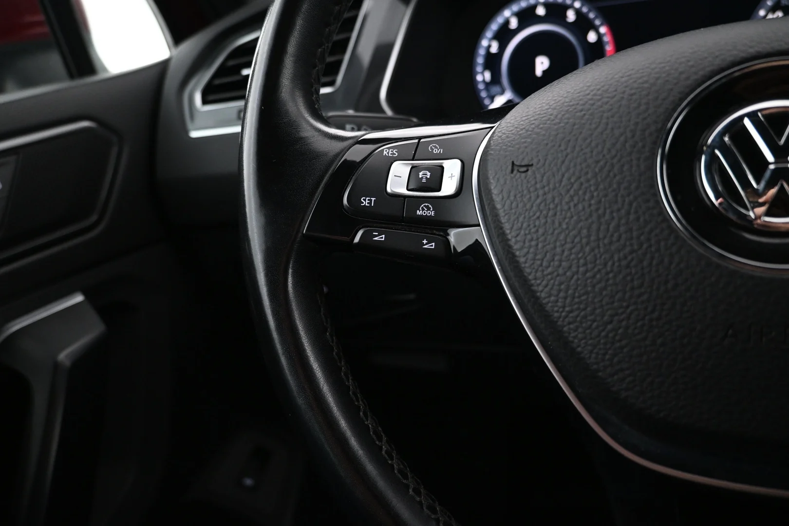 Car Image - 6cMPbRnynJ8N3dvHnqtQ3e
