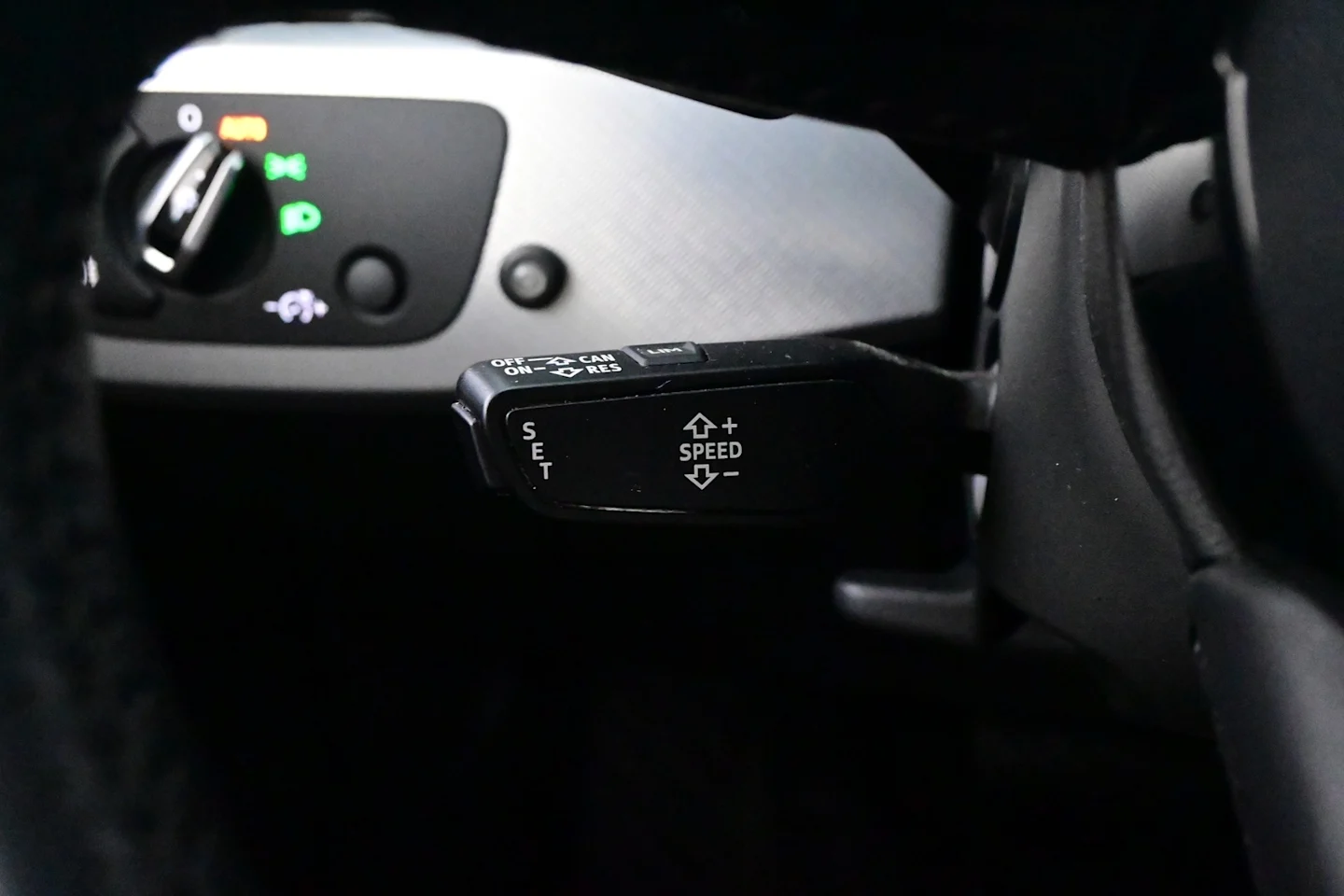 Car Image - 5uSb6BcDrAA3kCv97OmFSy