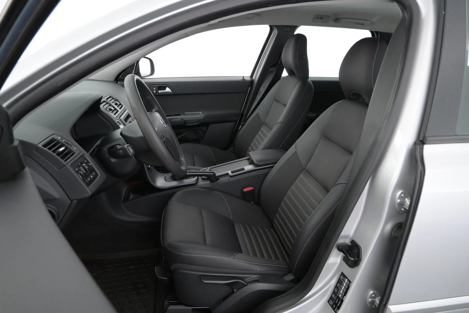 Car Image - 6RVV27xw6tS5OMOuO9rtJi