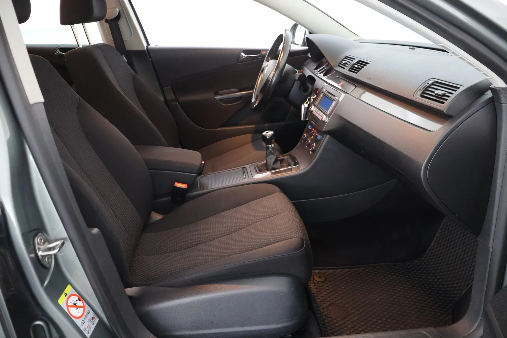 Car Image - 7YmiObK2JjJ7OEboTZWxd