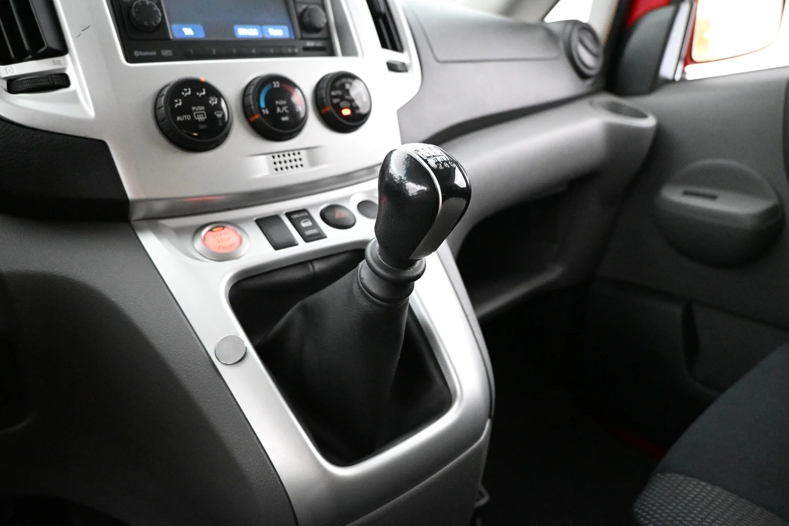 Car Image - 6j2rMlh8ikR1xAa0wQSe6q