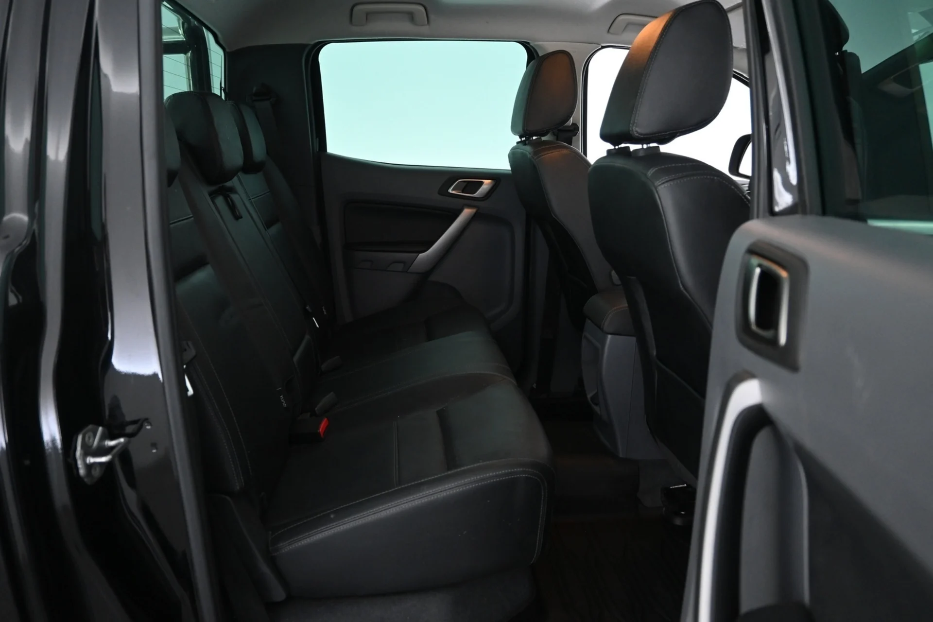 Car Image - 7itlNTRyf6N3o5XzUXWtLZ