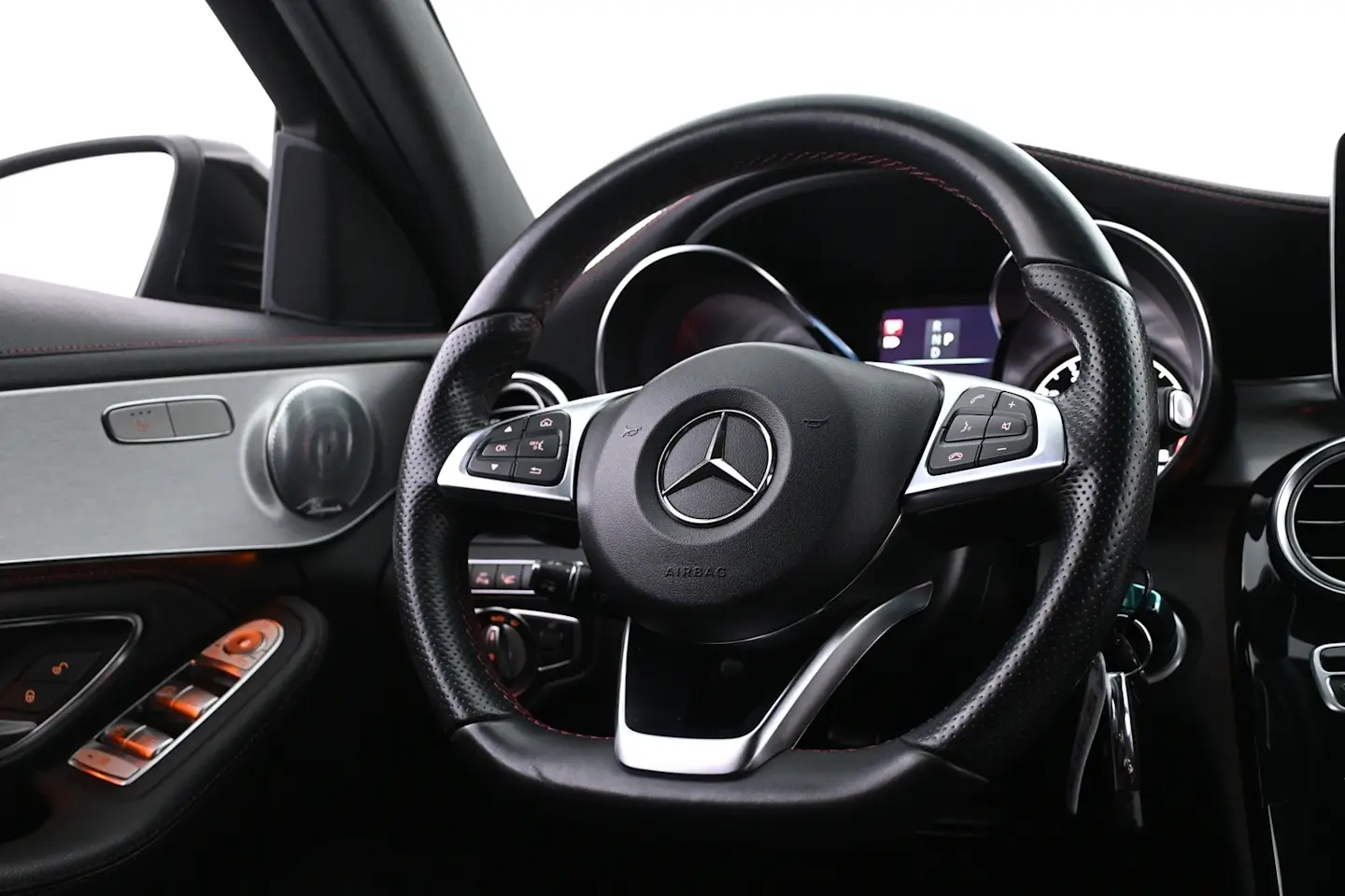 Car Image - ghV4Pdp4vPHql7ponLNp7