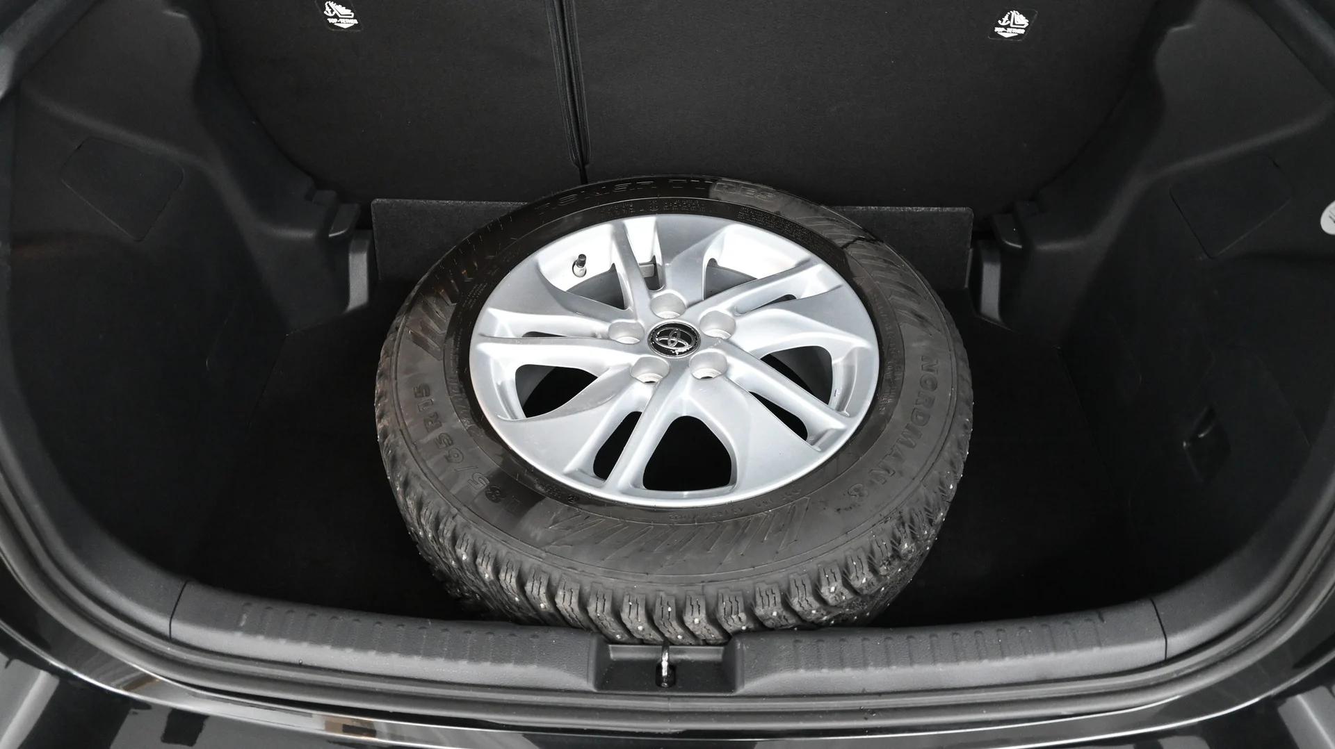 Car Image - 6M2bgWM2onKu3glve8bxPH