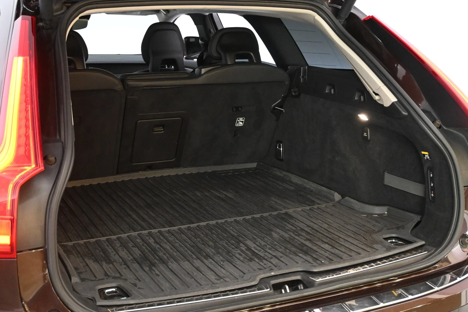 Car Image - 4zanVJC6PczF7OE8FDw947