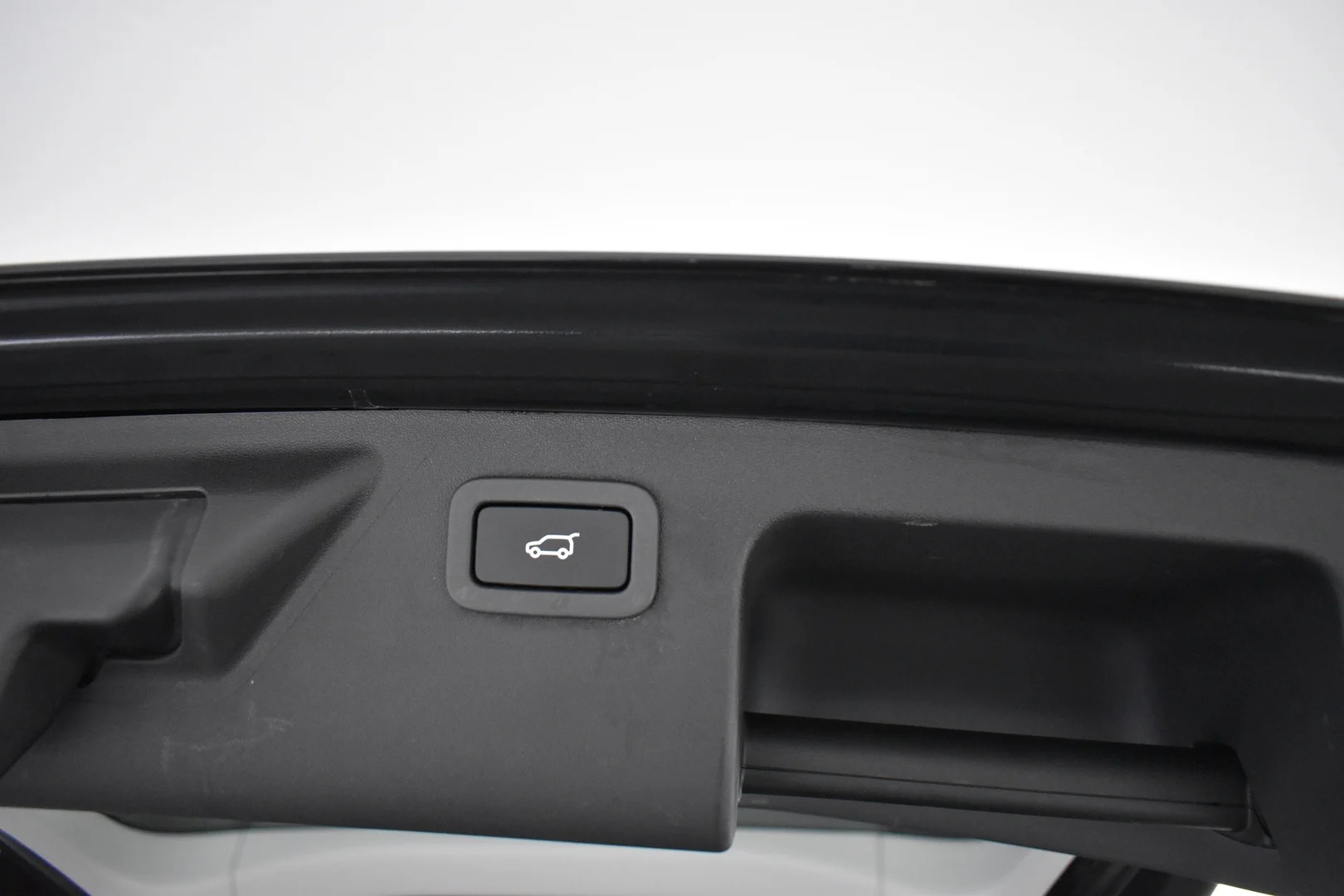 Car Image - 4tMgpJ1DmChGgFrjrZLYHO
