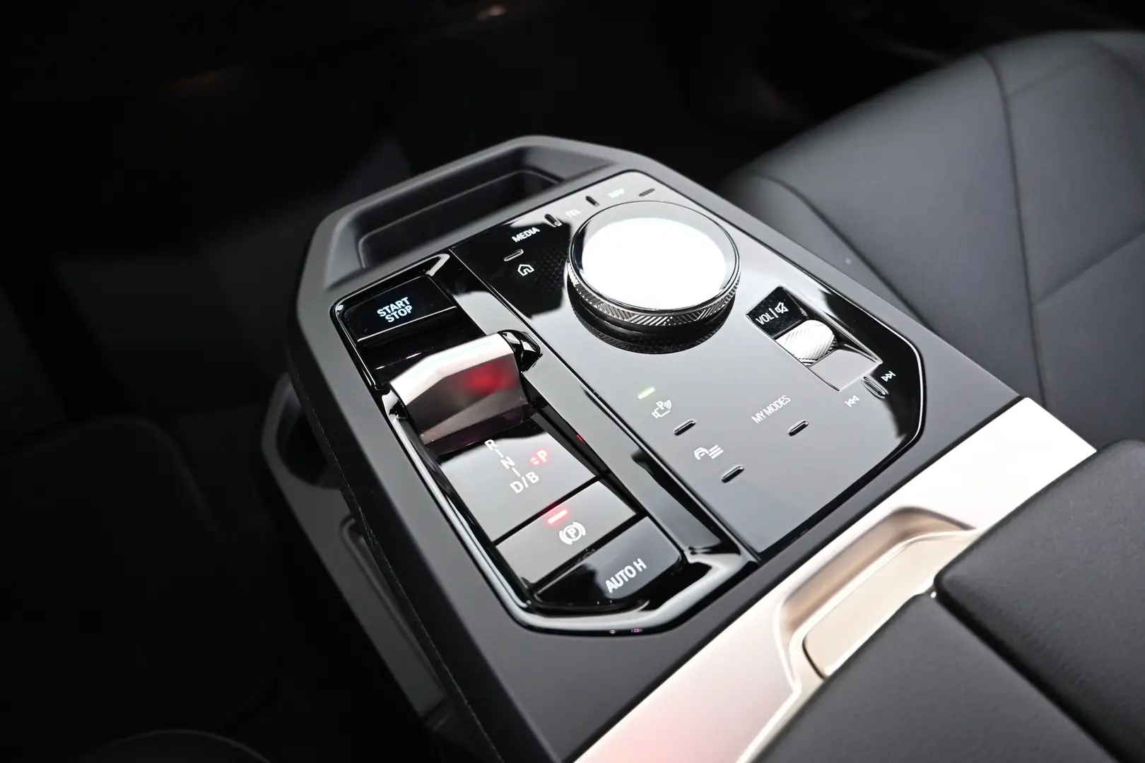 Car Image - 4lh3ECCfuPDpJxDr4eqyZN