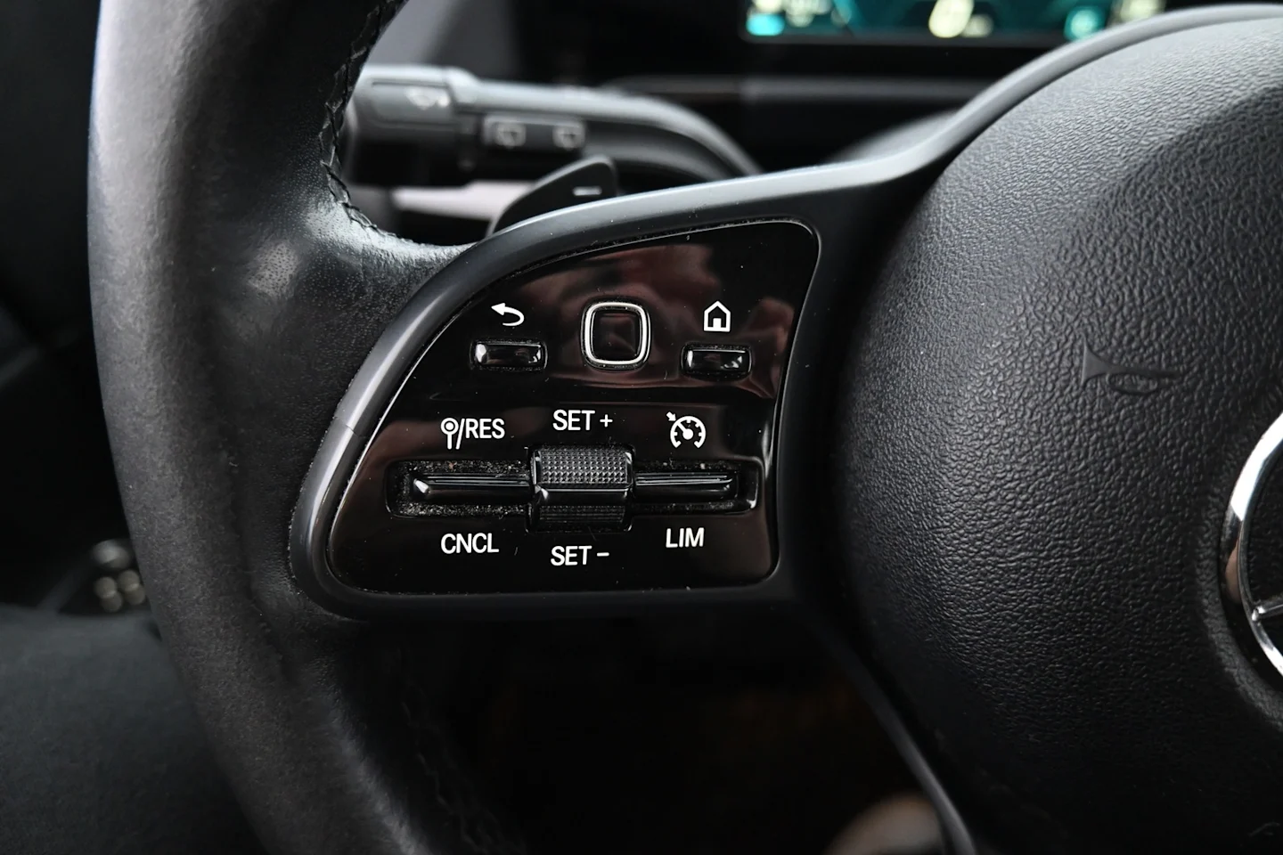 Car Image - 72SiMMMRnN2nx9rFxAZaEW